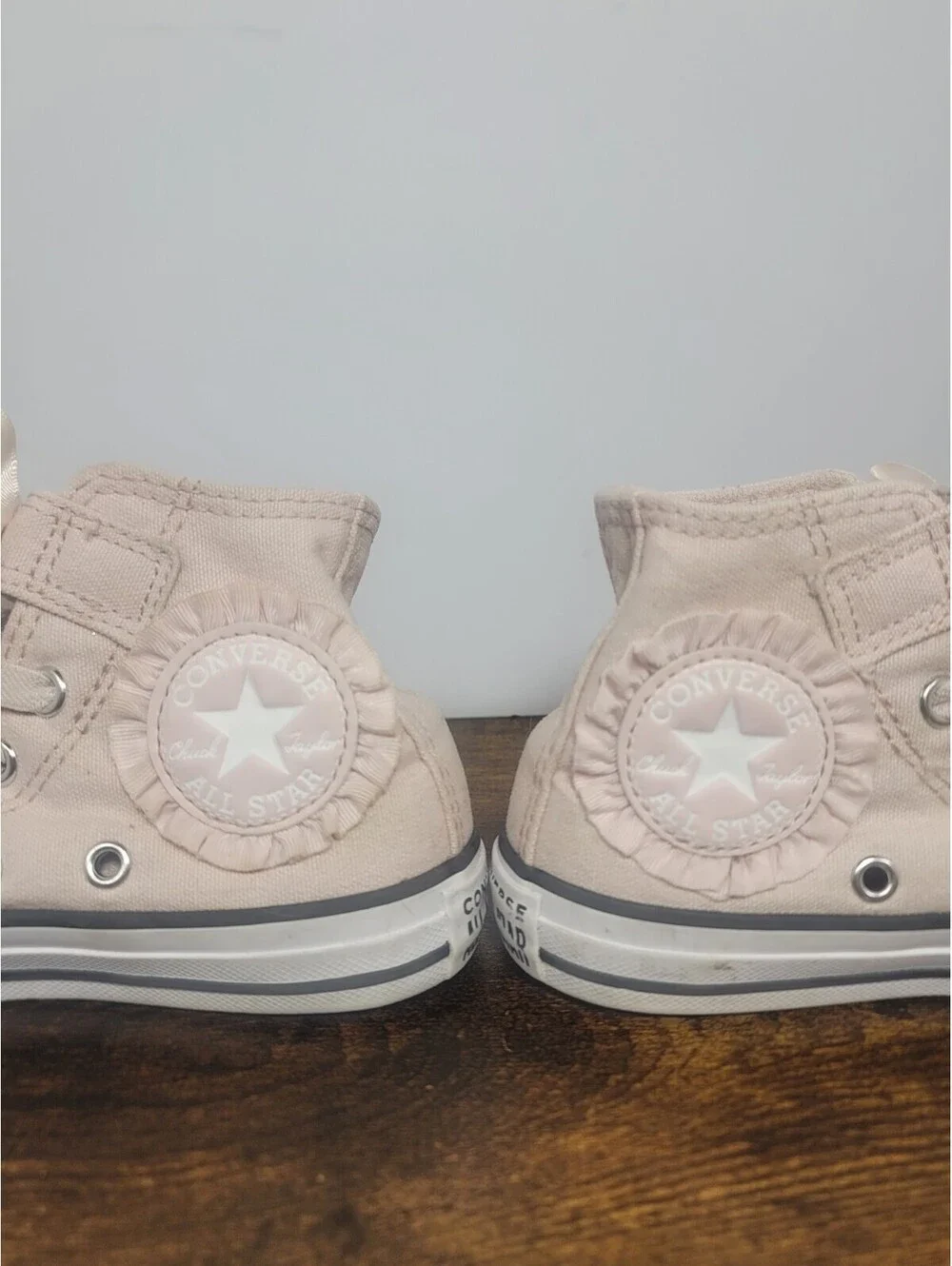Converse Chuck Taylor All Star Ruffles And Bows Girls Easy On Sz 11